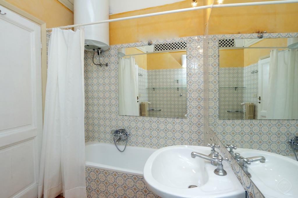 Fori Imperiali Apartment Roma Habitación foto